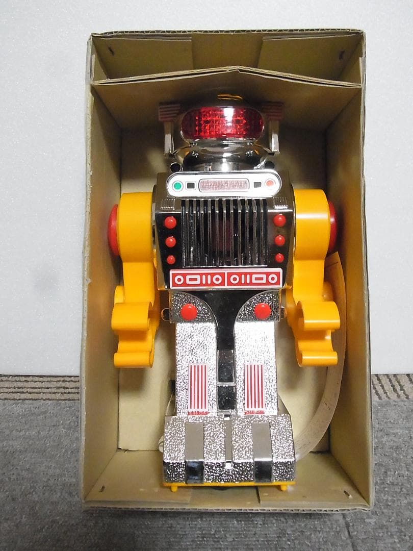 未使用　ヨネザワ　ニューパトロボ　おしゃべり走行