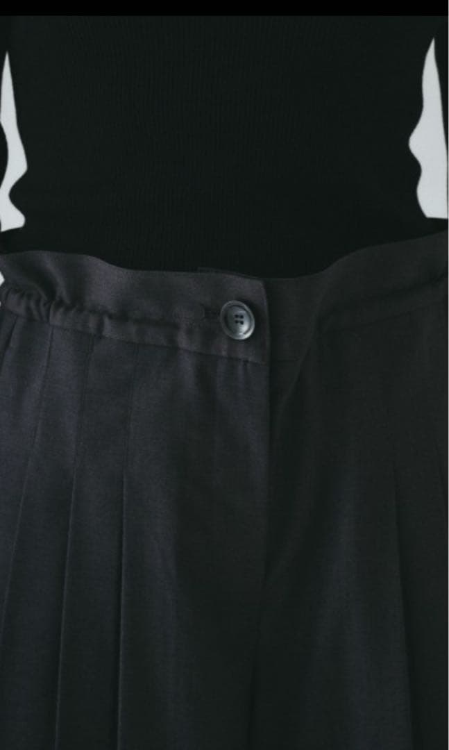 【新品未使用】Herin.CYE タックハーフパンツ　グレー