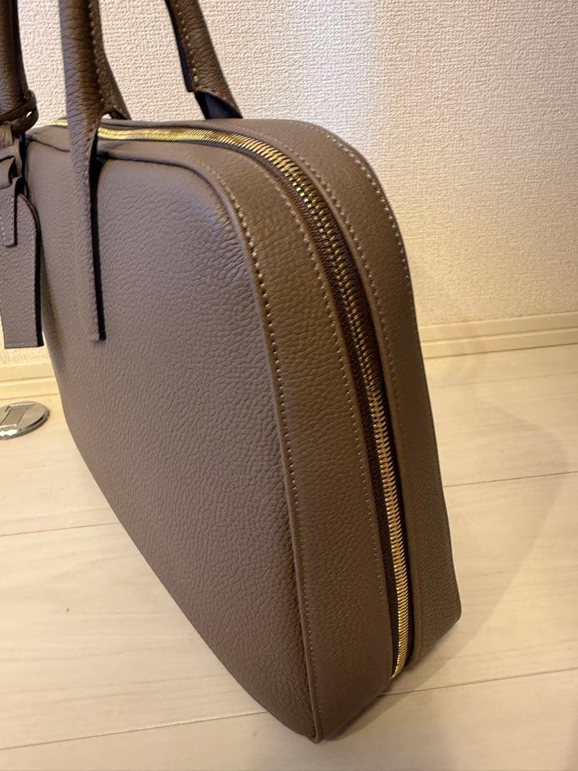 【新品未使用】大峡製鞄　ゲント・ピッコラ　スリムキャリーオール