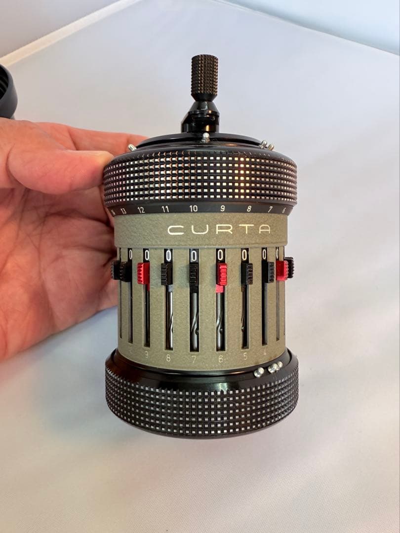 クルタ Type2 CURTA ケース付き 機械式計算機
