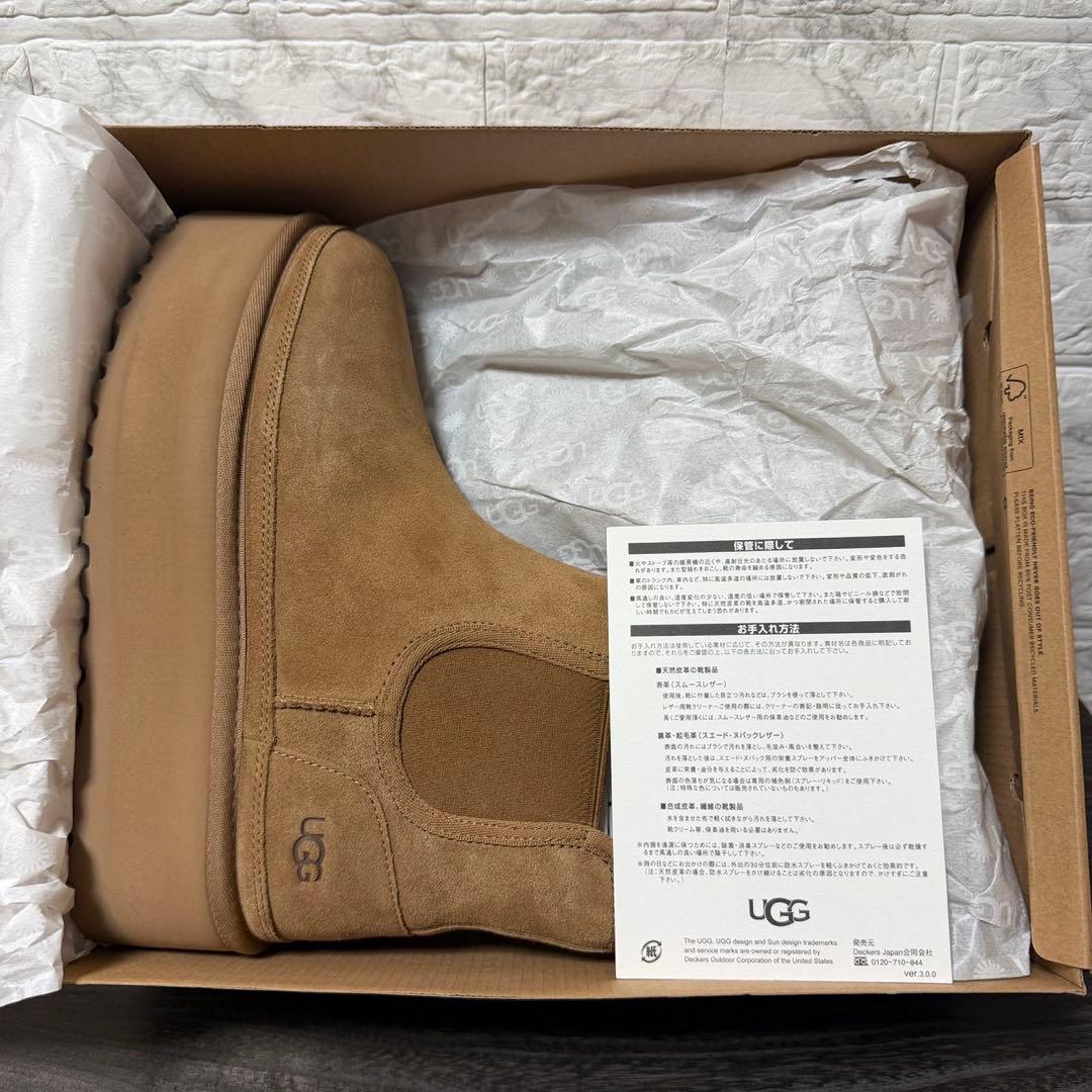 UGG ニューメル プラットフォーム チェルシー 25cm チェスナット
