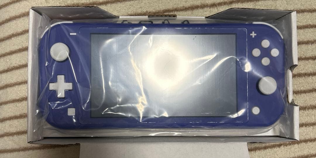 り*め様 【2025年製】【美品】【いいね少ない今が狙い目】SwitchLite