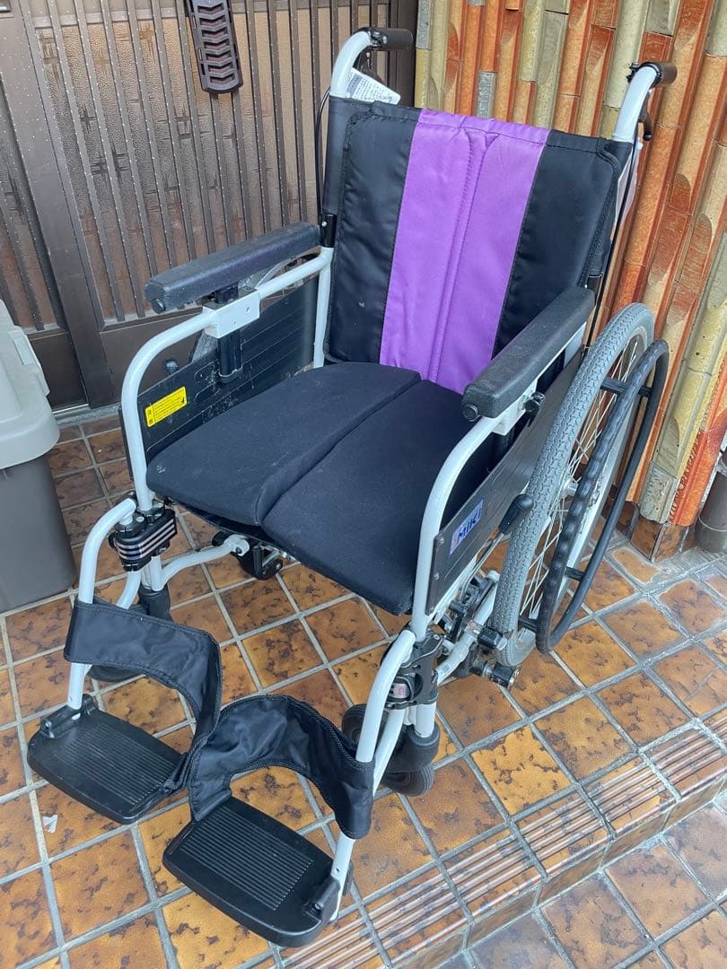 MiKi 自動ブレーキ付車椅子 とまっティ MBY-41BSW（自走・介助兼用）