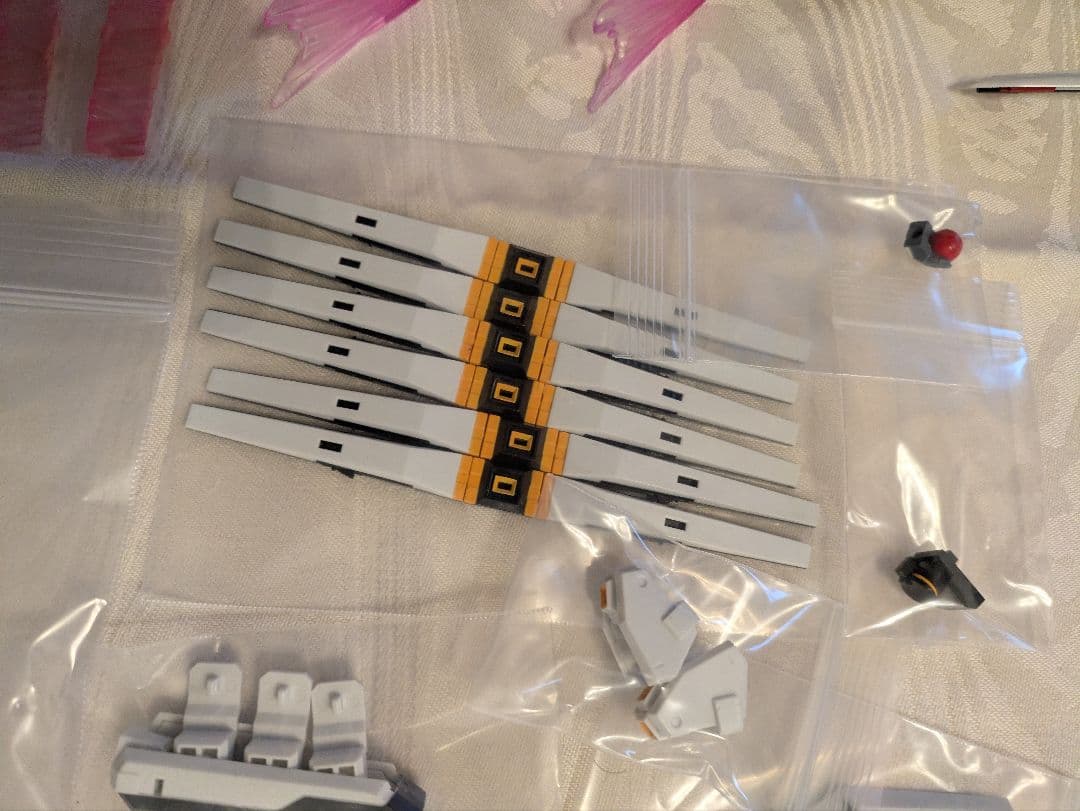 【ROBOT魂】νガンダム＆νガンダム・拡張フルセット