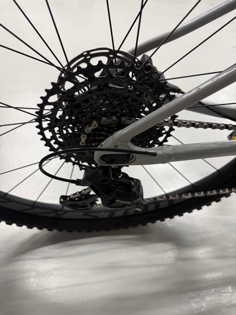 SPECIALIZED （スペシャライズド）FUSE COMP 29（M）