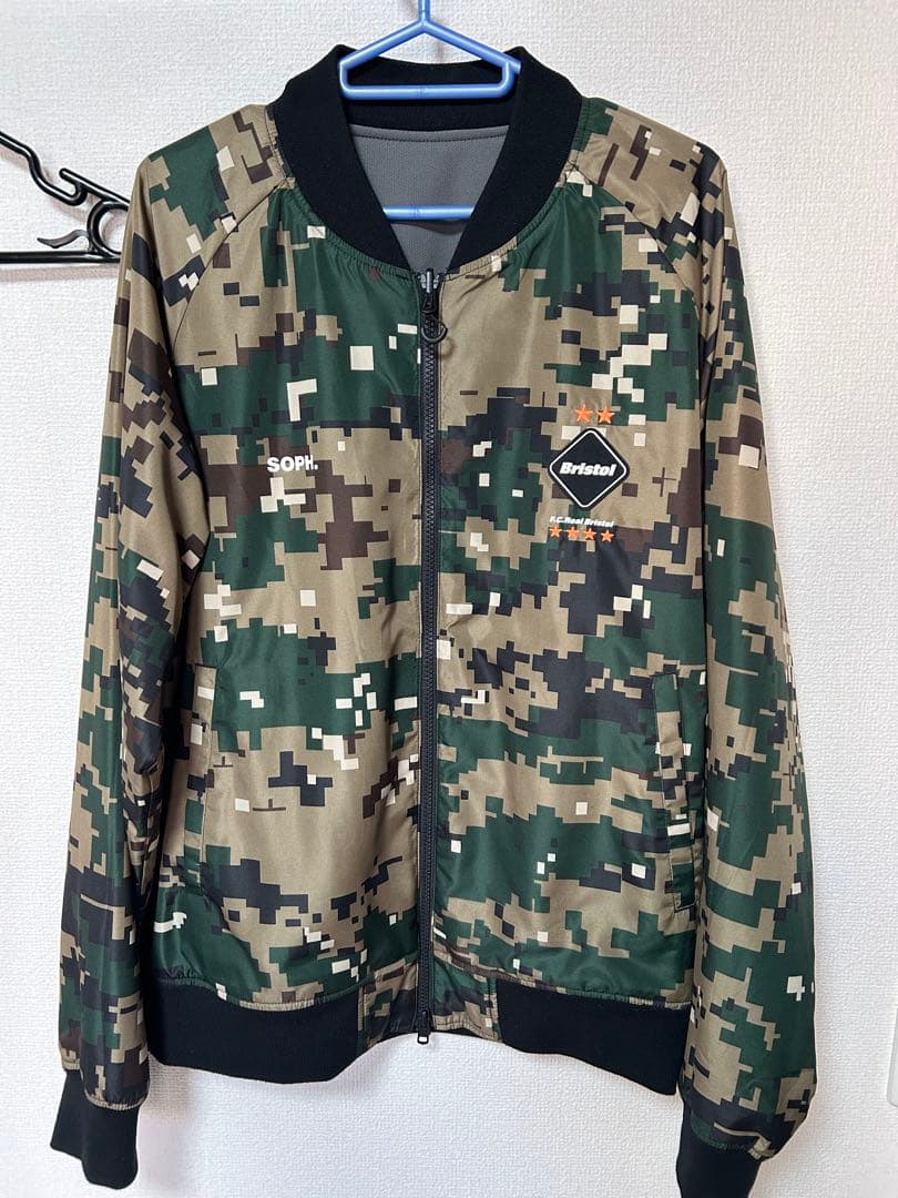 FCRB リバーシブルジャケット