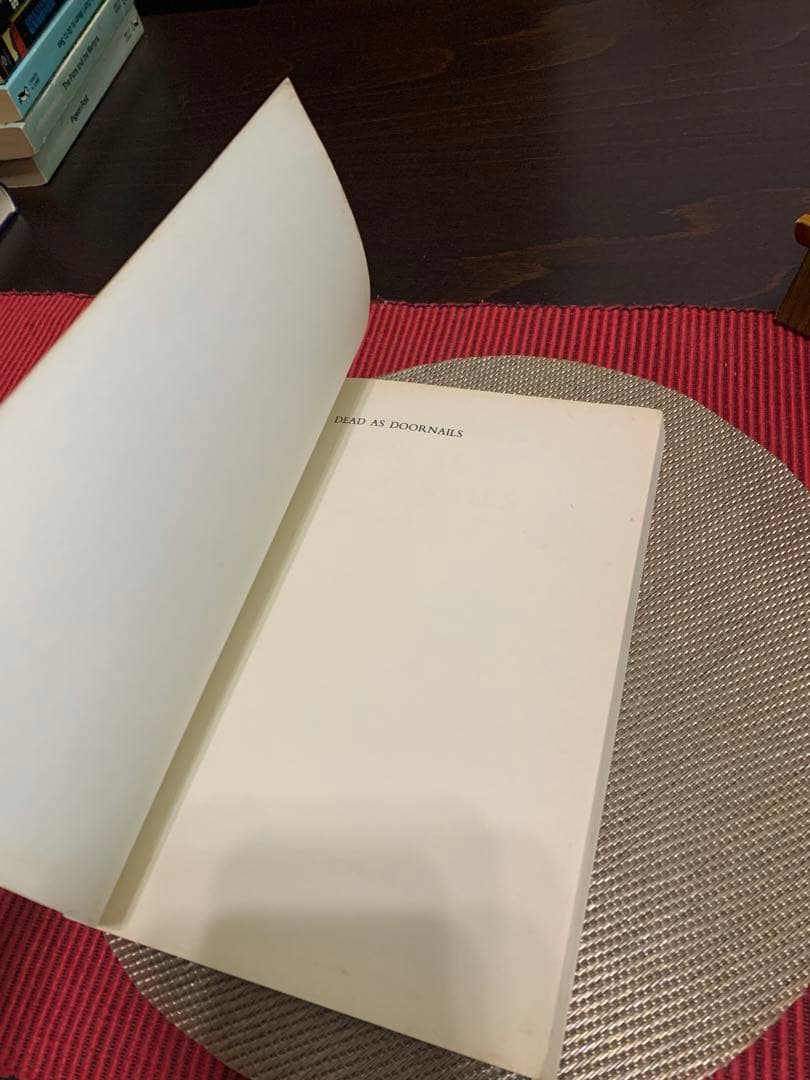 希少　DEAD AS DOORNAILS Anthony Cronin