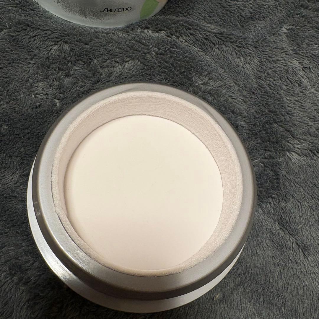 新品•未開栓　ホワイトローズナチュラル　32ml