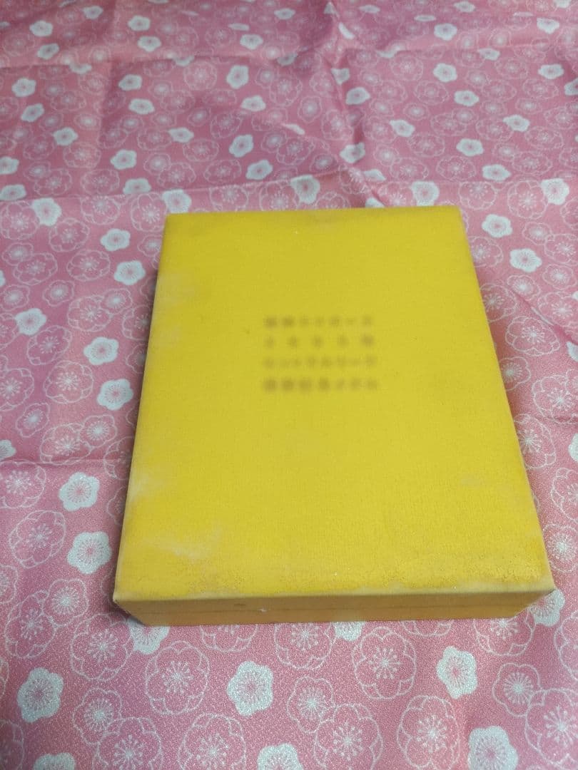 阪神タイガースミニ四駆、灰皿、アルミコースター、オマケで2003優勝記念メダル