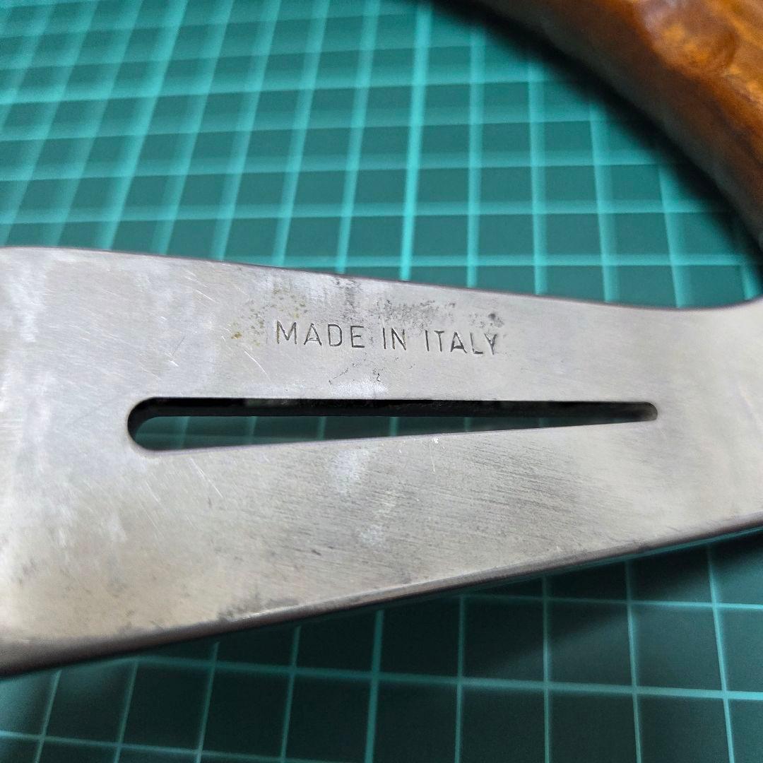 ナルディ 33パイ ウッド ステアリング