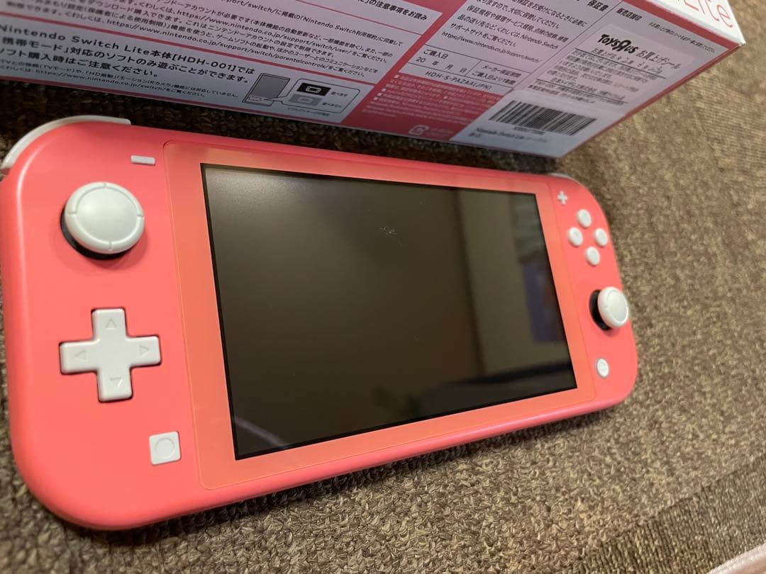 Nintendo Switch Lite コーラルピンク ピンク　ケース付き