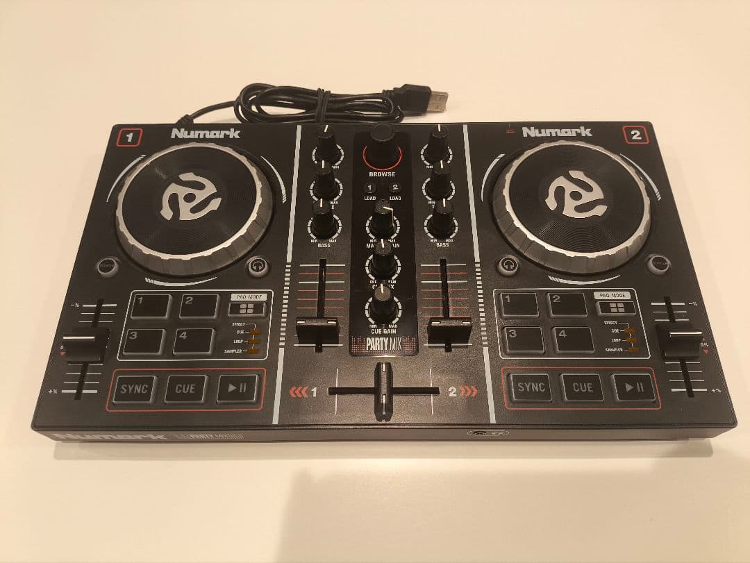 Numark Party Mix DJコントローラー