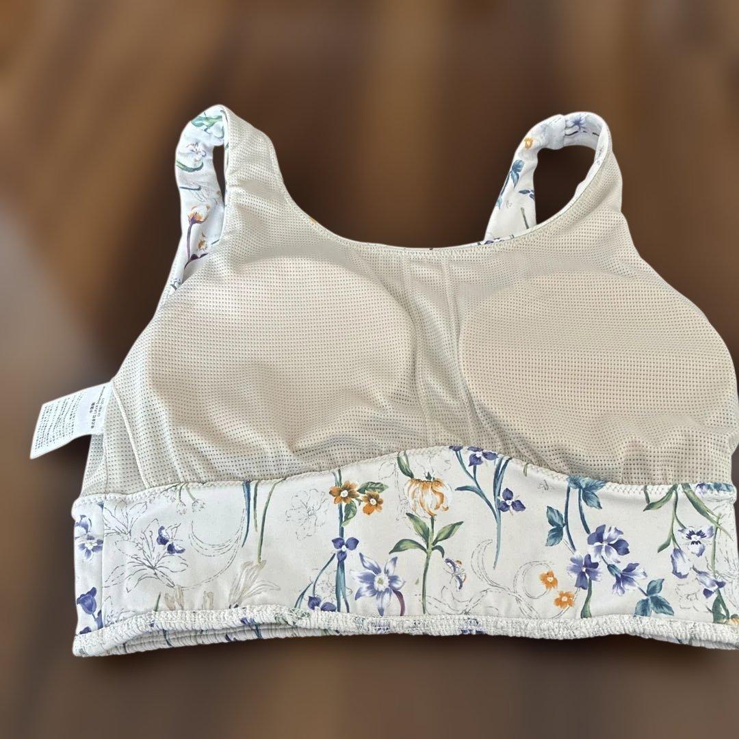 SUKALAフラワーシャーリングレギンス&ブラトップ　セット　Sサイズ