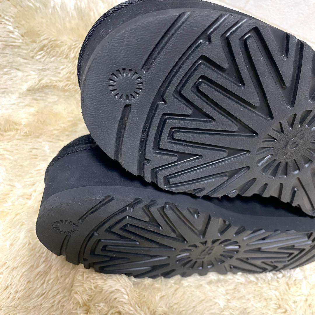 UGG アグ ニューメル プラットフォーム チェルシー ブーツ 厚底 黒