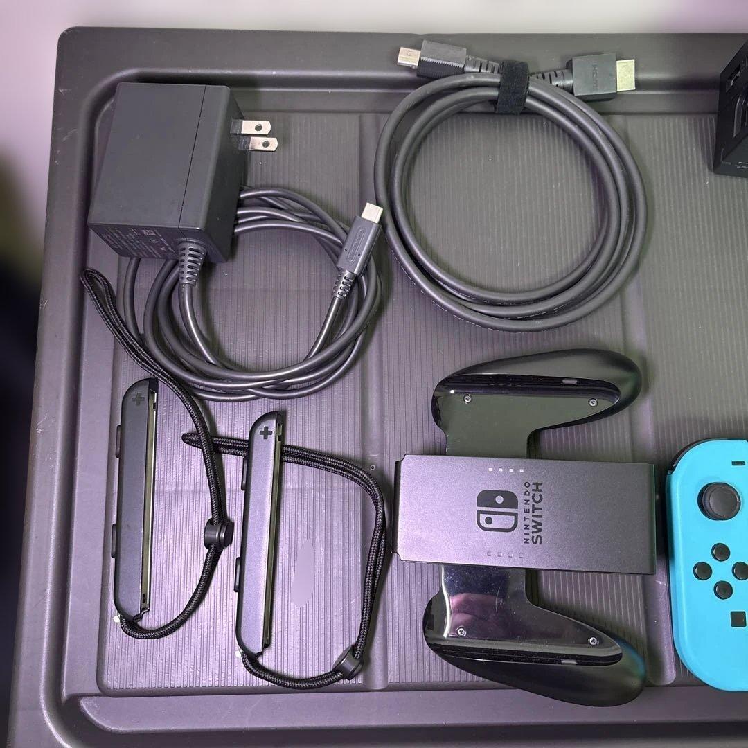 Nintendo Switch (ニンテンドースイッチ)本体