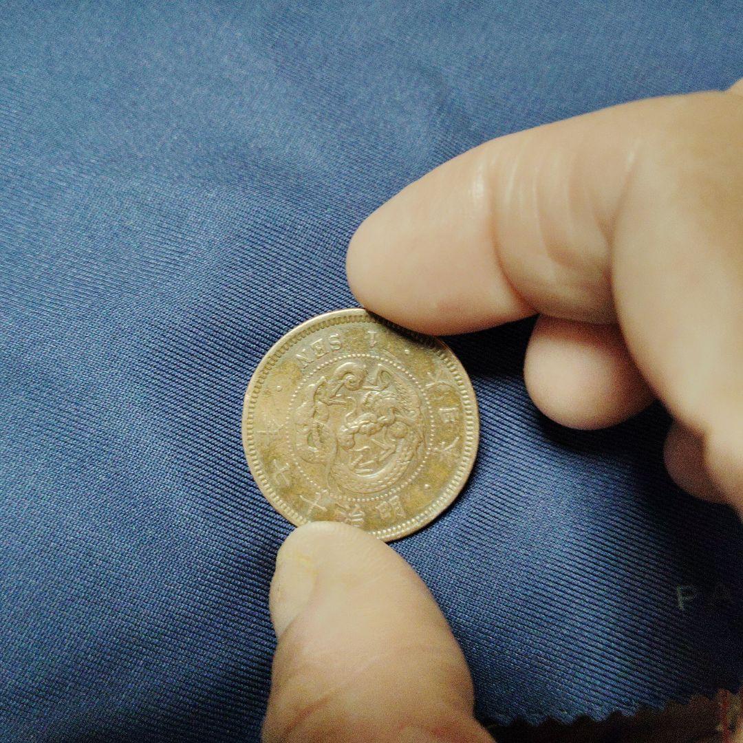 ドラゴンデザイン銀貨 旧貨幣