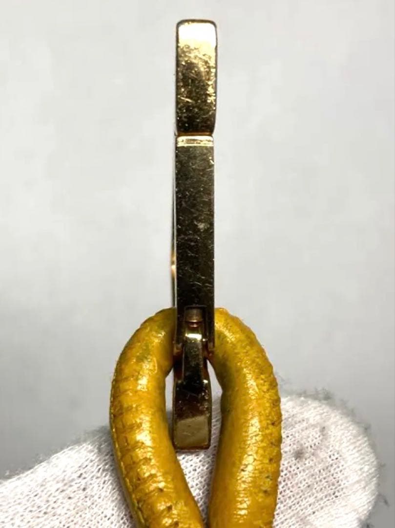 ボッテガヴェネタ レザー ゴールド金具 トライアングル キーホルダー チャーム