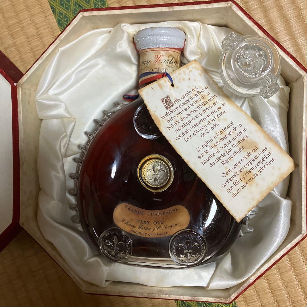 未開栓　古酒 レミーマルタン ルイ13世 箱あり　栓あり　箱に染み有り