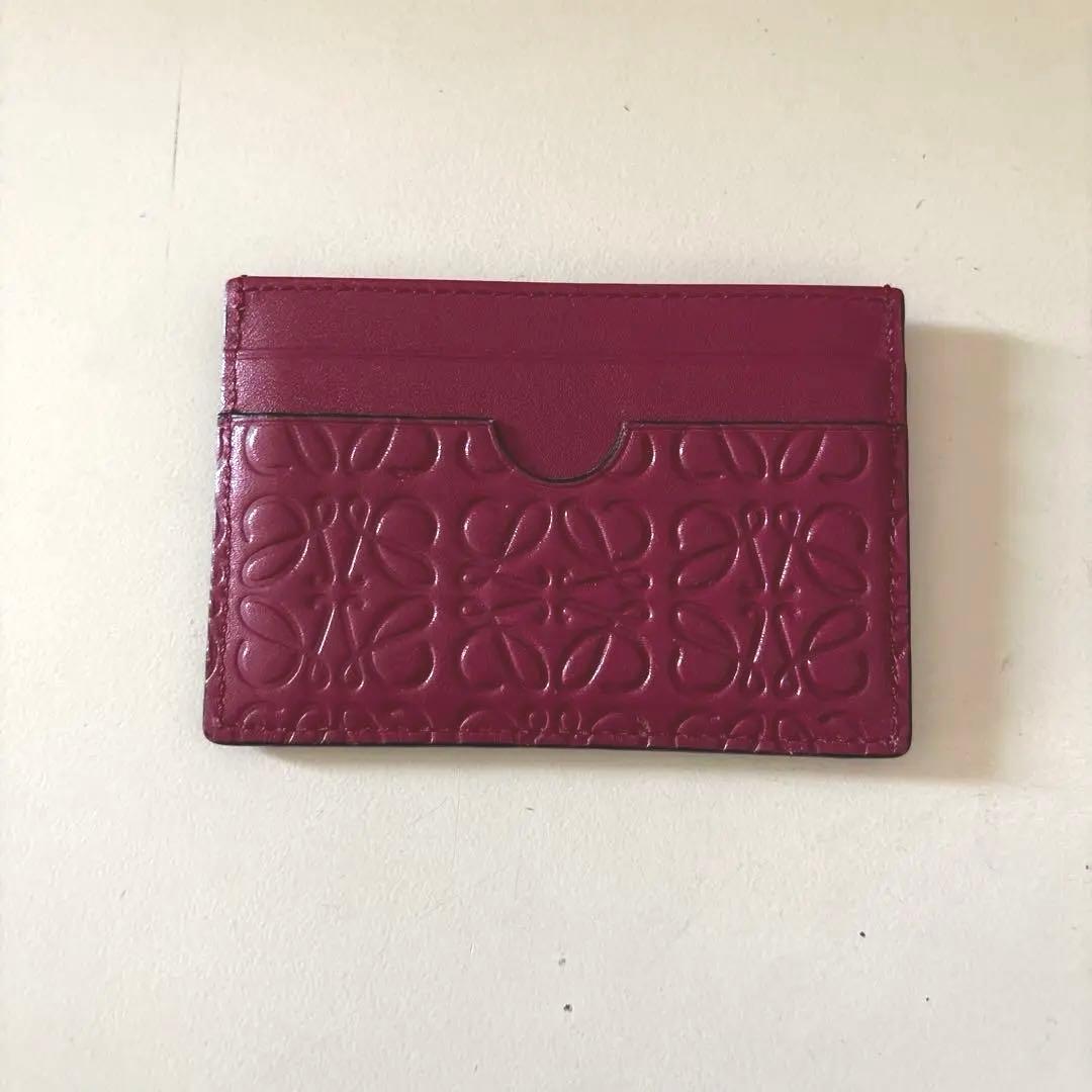 ロエベ カードケース リピートアナグラム レザー 赤　本日限定価格‼️