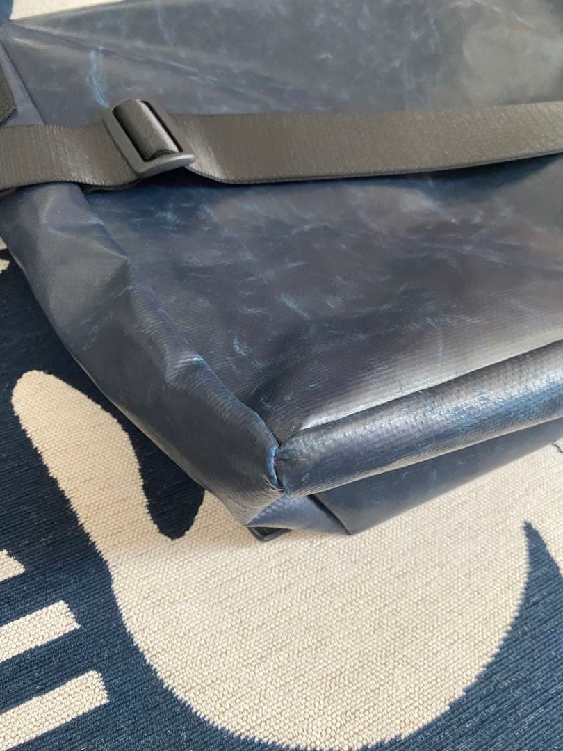 専用　FREITAG メッセンジャーバッグ 中型 赤/青/白