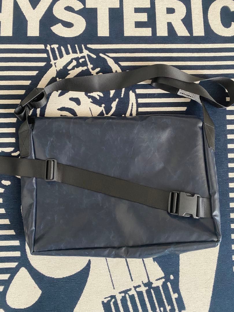 専用　FREITAG メッセンジャーバッグ 中型 赤/青/白