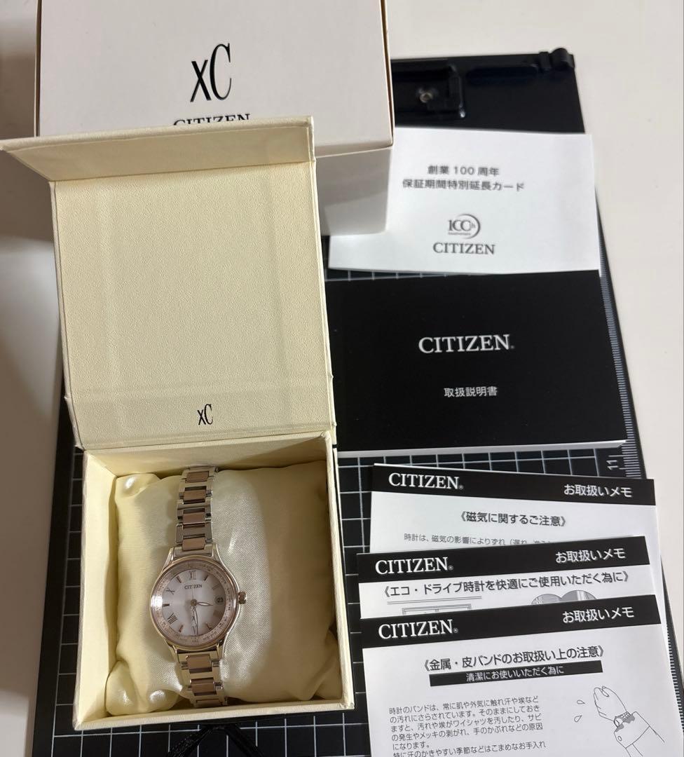 ま*様 美品CITIZEN XC シチズン クロスシー EC1165-51W 稼