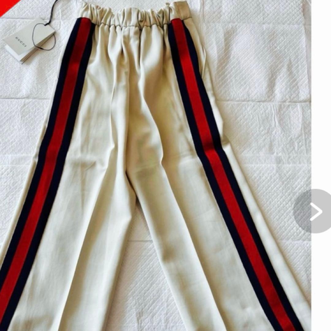 新品タグ付き・GUCCI グッチ　サイドライン　パンツ