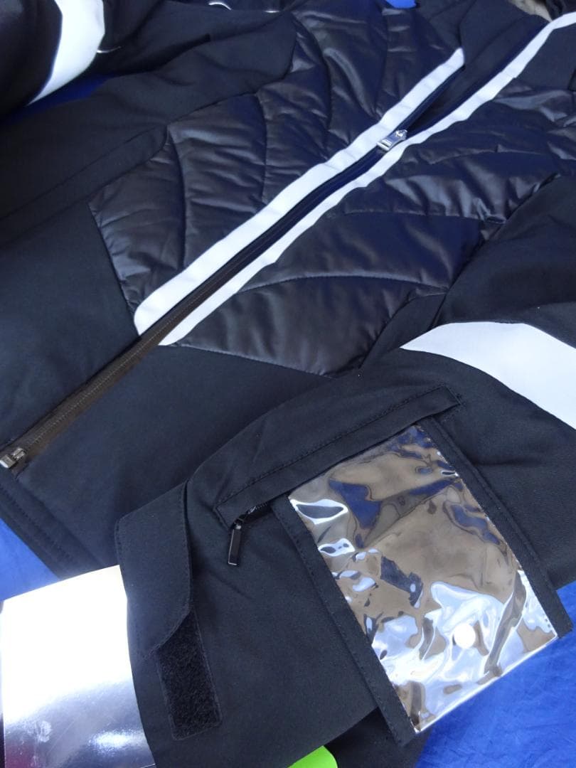 ★未使用★フェニックス★レディースMサイズ スキージャケット ブラック黒 ウェア