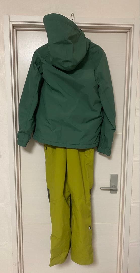 P.RHYTHM プリズム スノーボードウェア キッズウェア 上下セット160㎝