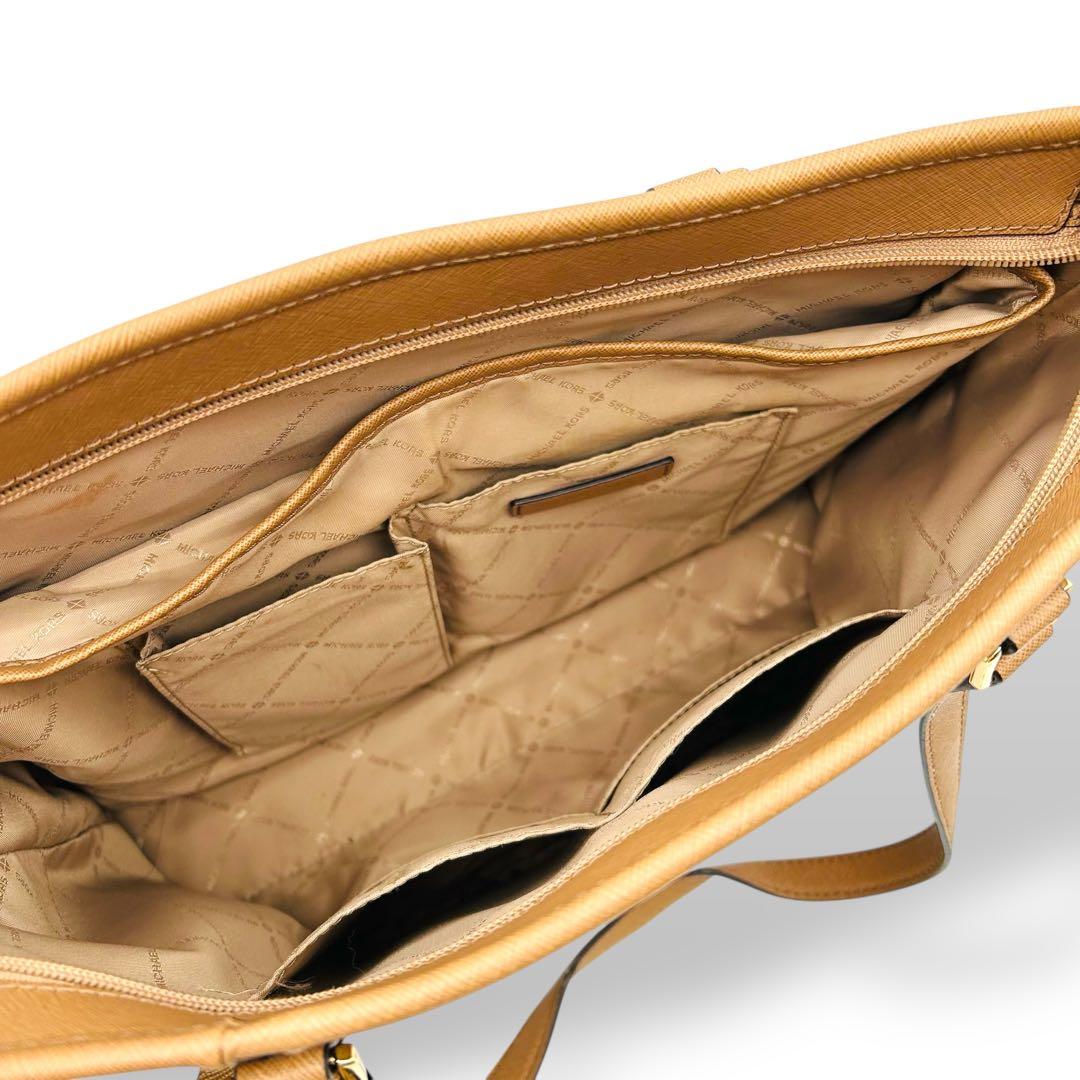 【大人気】MICHAEL KORS　マイケルコース　レザー　ビジネスバック　良品