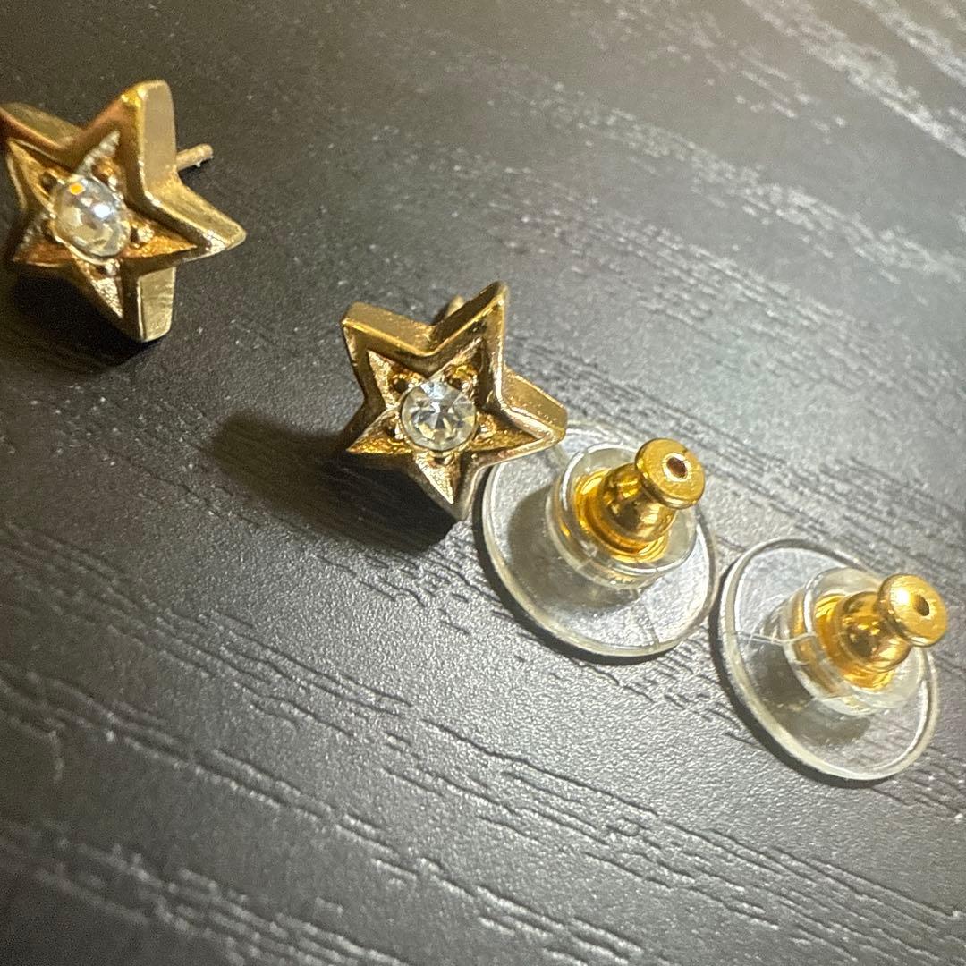 Christian Dior 1粒ラインストーン付きスターモチーフピアス　美品
