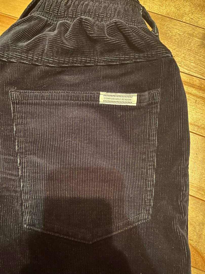コンフォータブルリーズンStraight Cords Slacks