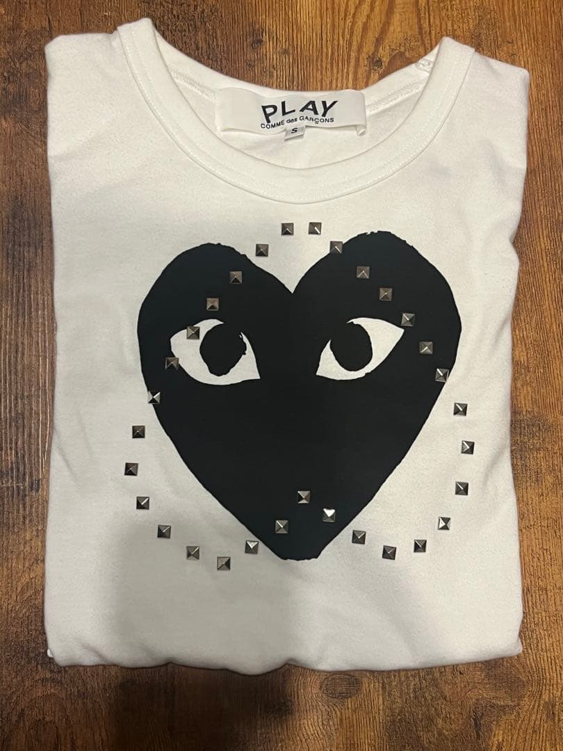 COMME des GARCONS play スタッズT