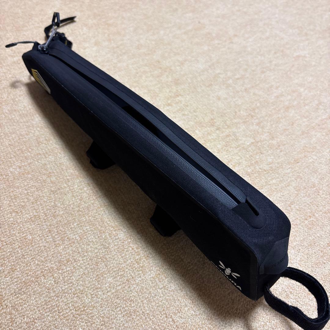 アピデュラ APIDURA レーシング ・ロングトップチューブパック