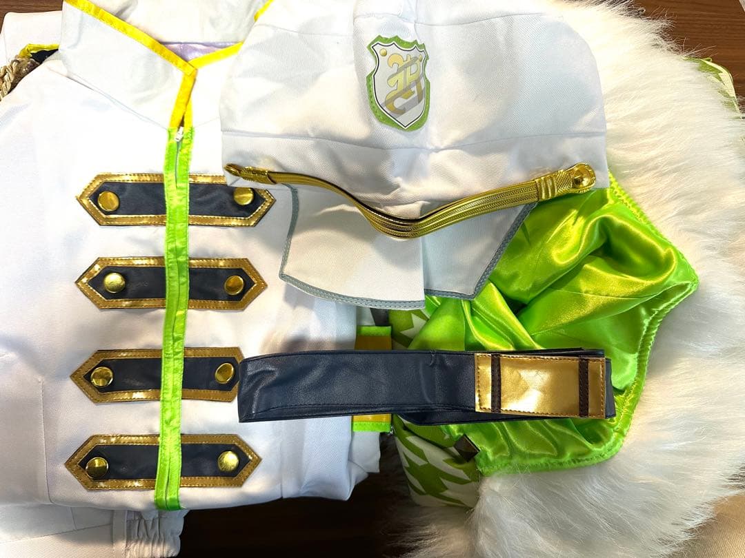 アイナナ　千　NO DOUBT コスプレ衣装一式(おまけ付き)