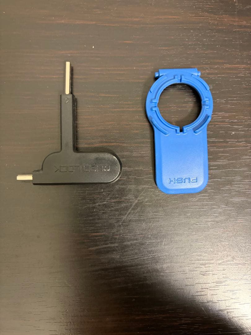 QUAD LOCK バイク用フォークステムマウント、衝撃吸収ダンパー