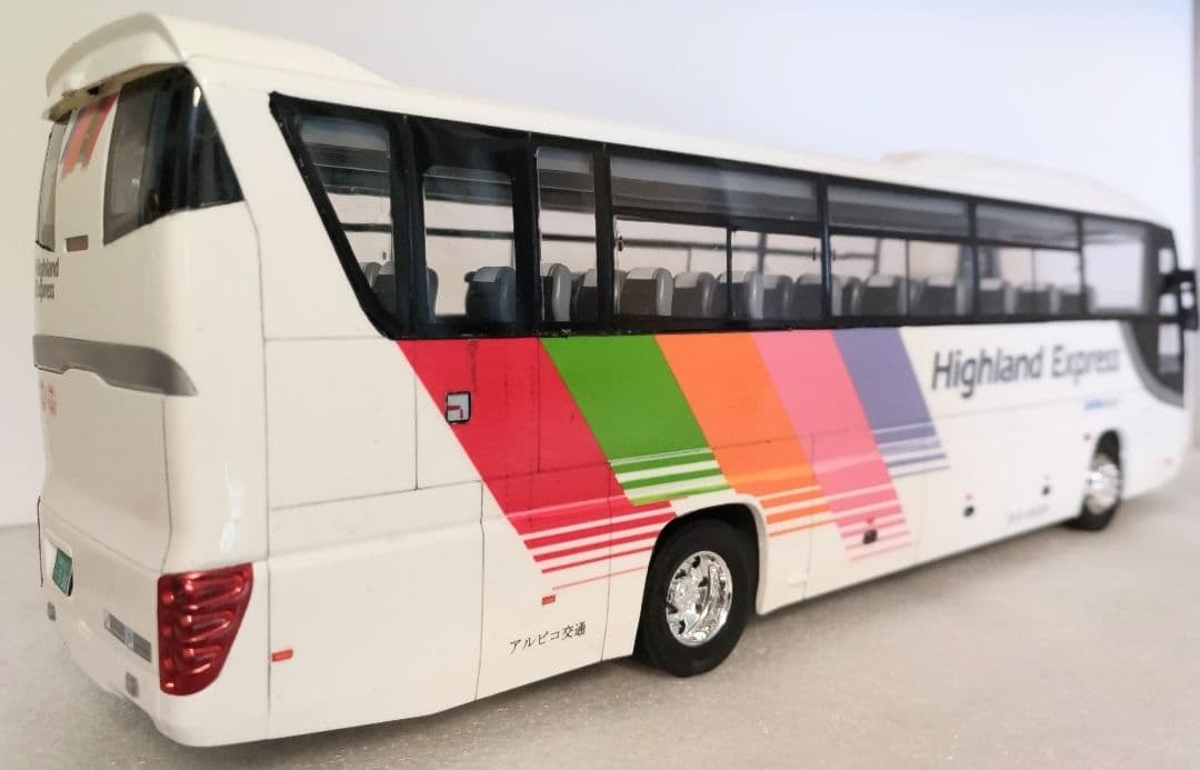 1/32 アルピコ交通 貸切バス(いすゞガーラSHD)素人組立品