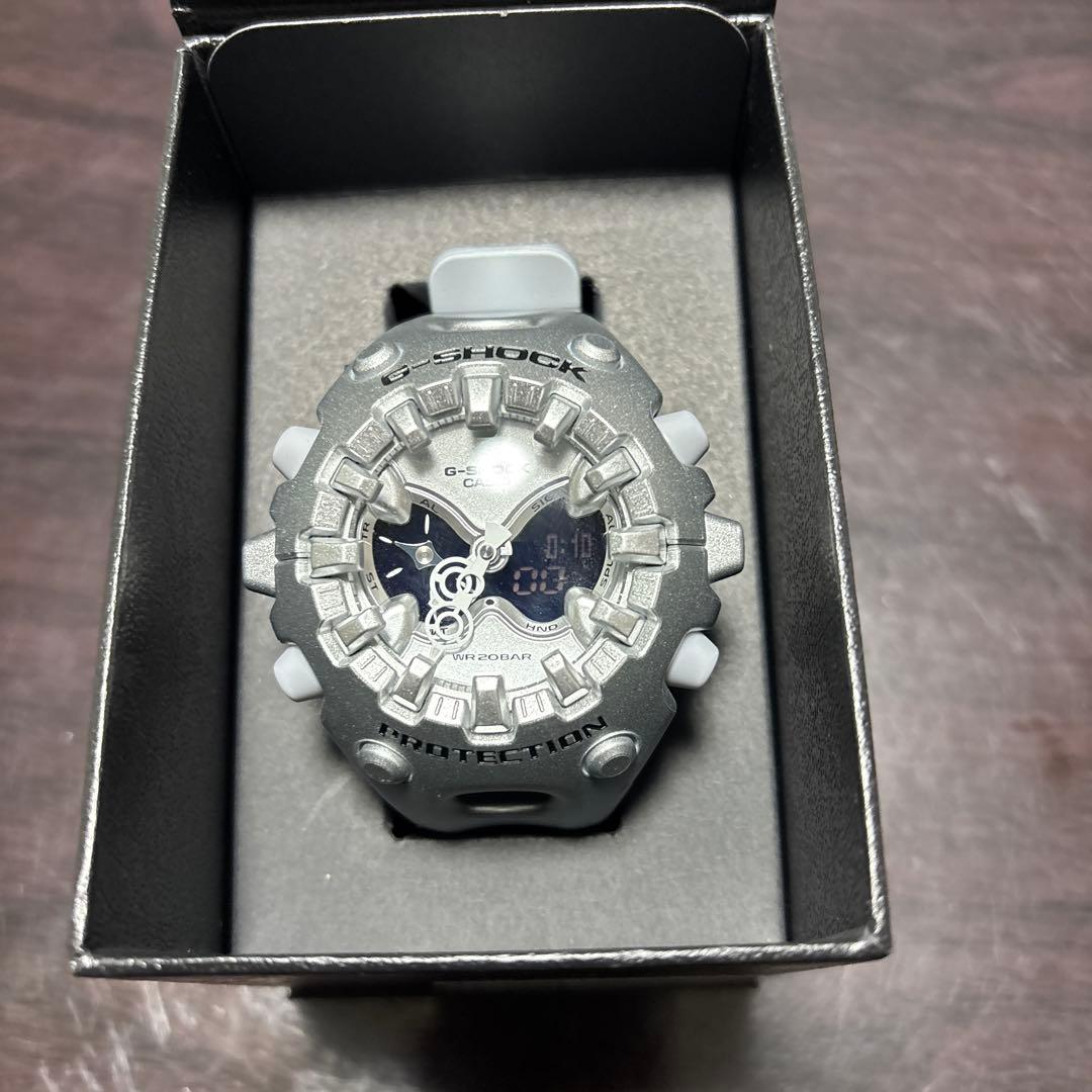 G-SHOCK GA-100 シルバー 腕時計