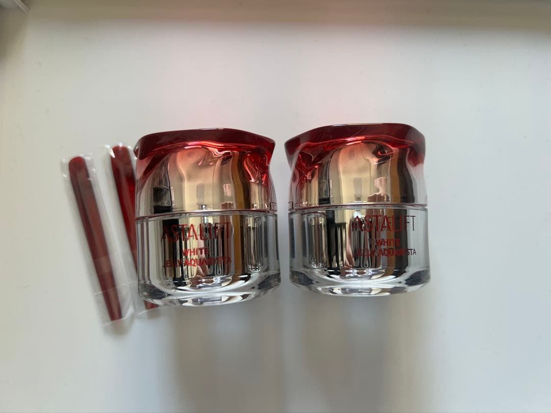 新品、未開封　アスタリフト ホワイトジェリーアクアリスタ 40g×2個セット