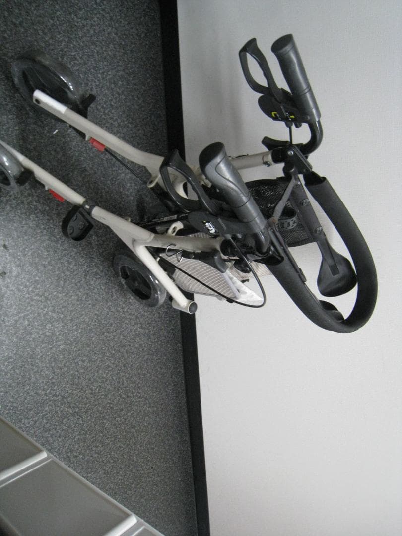 屋外用 四輪 歩行車 ショッピングターン 安寿 アロン化成 送料無料 ①