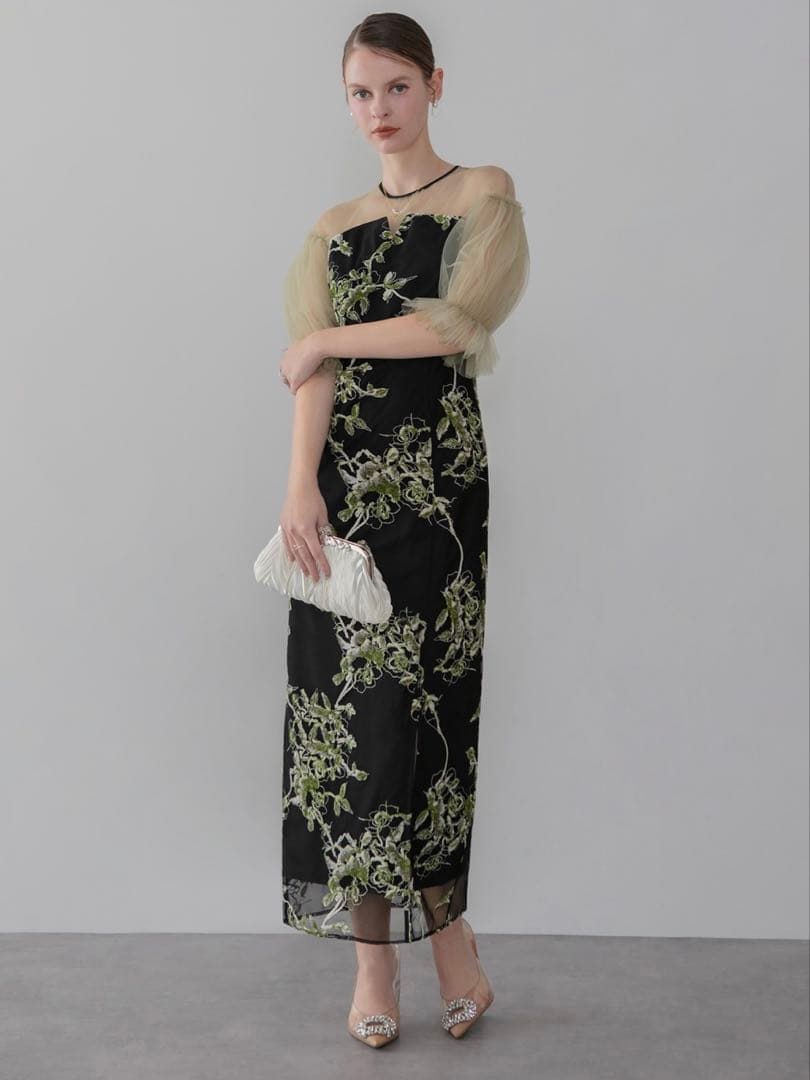 フラワーリリーフマテリアルボリュームスリーブIラインワンピースドレス結婚式二次会