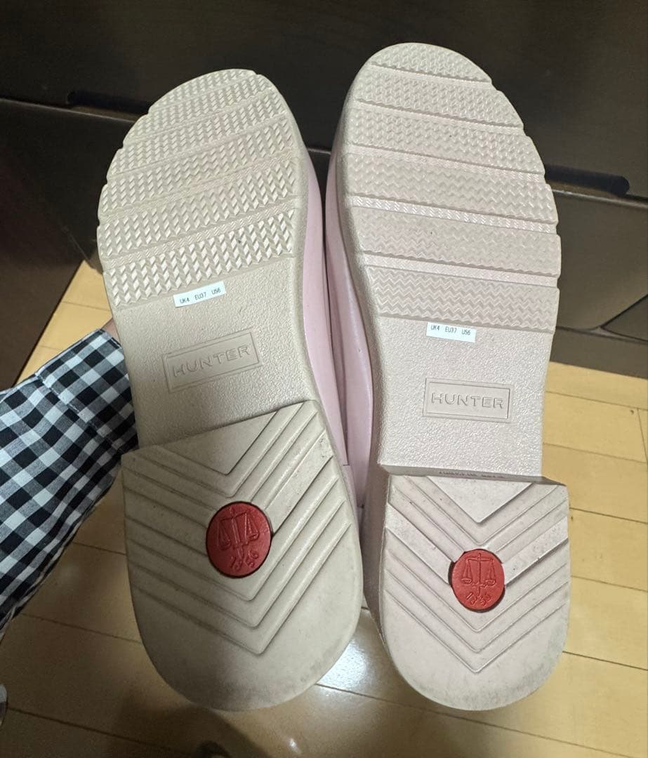 23cm HUNTER 薄いピンク　バックル付きロングブーツ