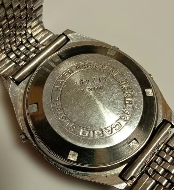 R*S様 CASIO デジタル腕時計 動作未確認 ジャンク品 4点セット