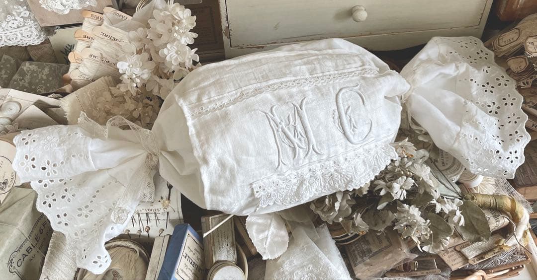 アンティーク　クッション　フランス