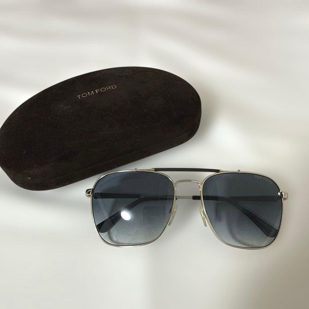 【TomFord】ディアロップサングラス希少モデル