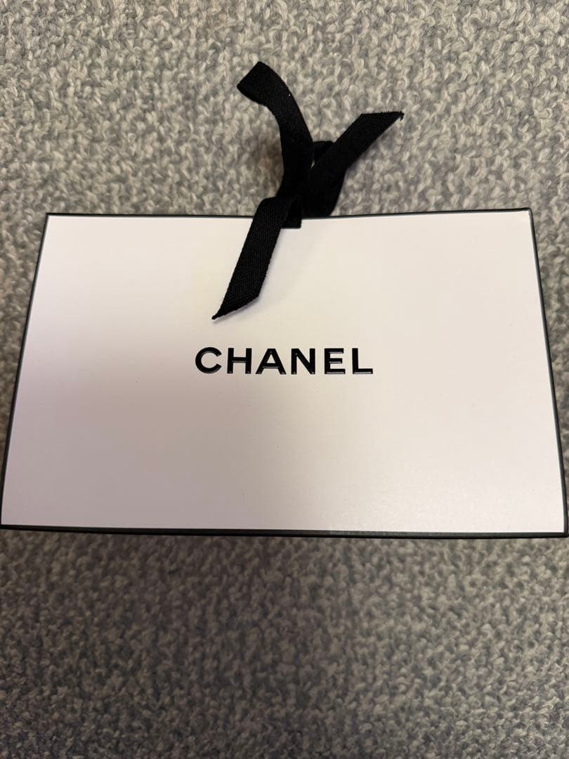 シャネル　アイシャドウ　204