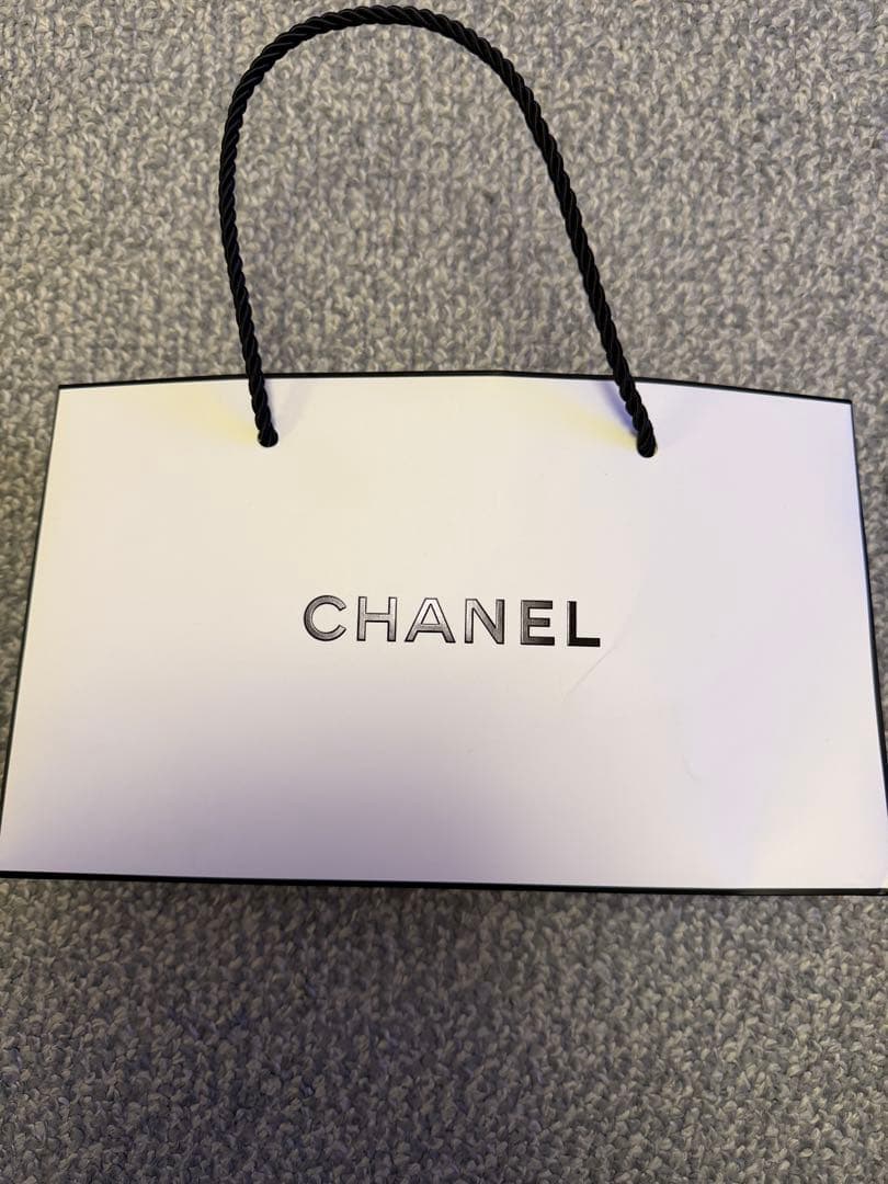 シャネル　アイシャドウ　204