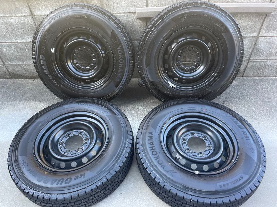 【EI】走行わずかヨコハマ195/80R15ハイエース スタッドレス4本