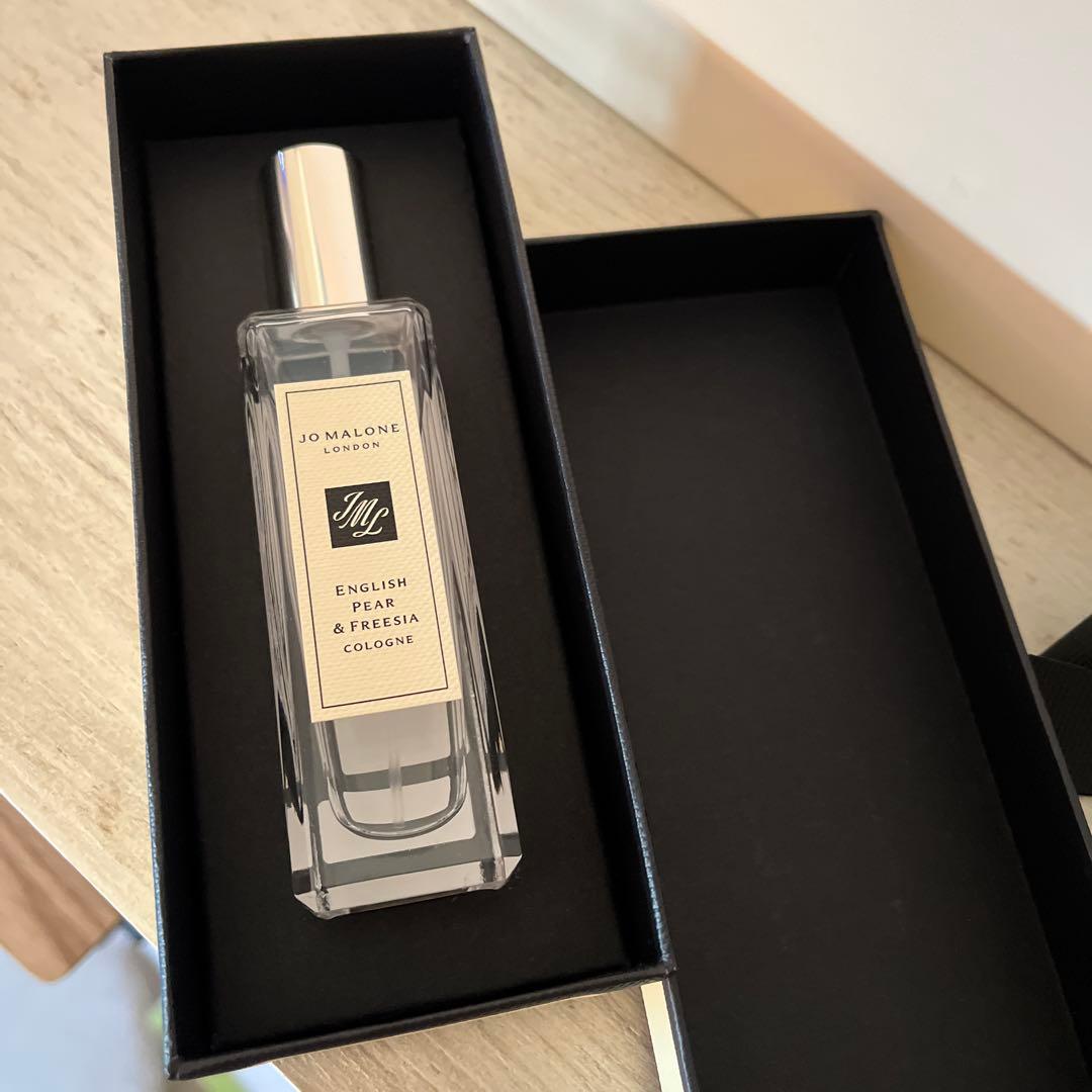 ジョーマローン　イングリッシュ　ペアー&フリージアコロン