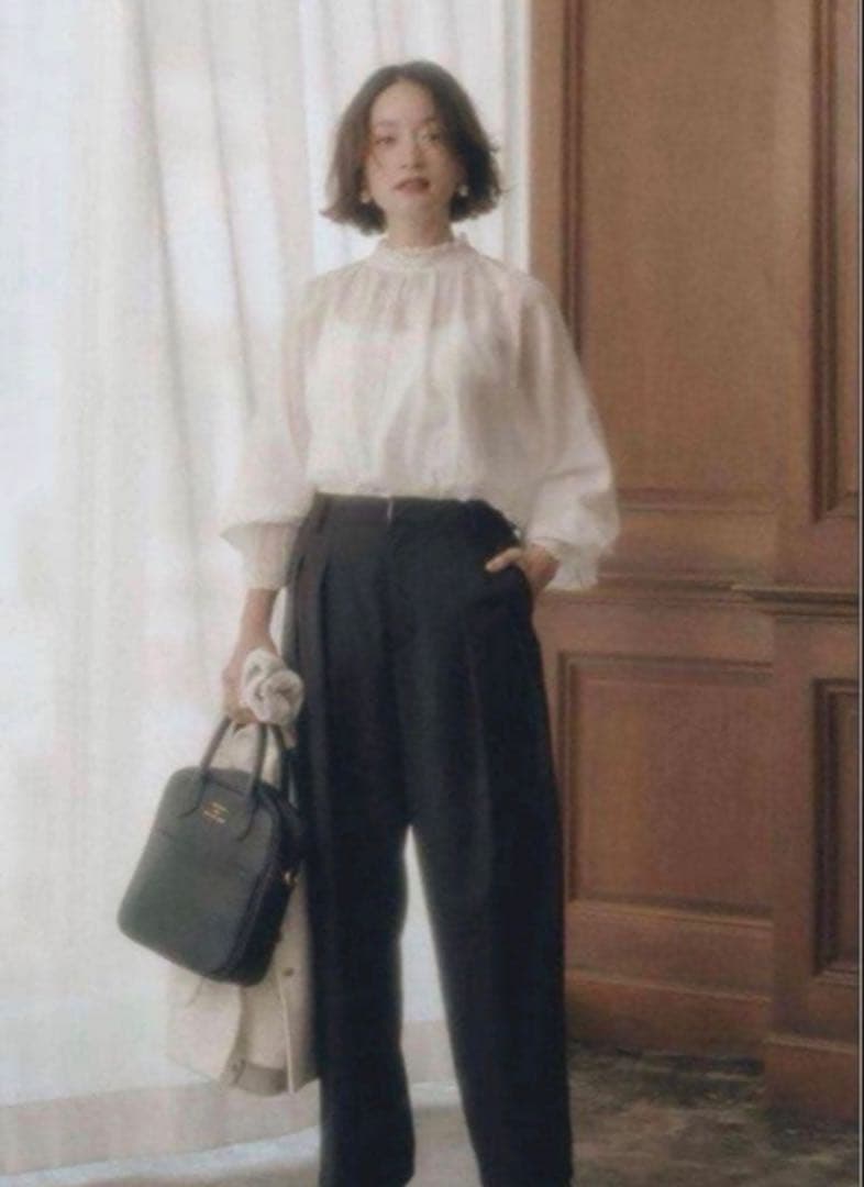 新品未使用　PUAL CE CIN 襟袖レースプチハイネックブラウス